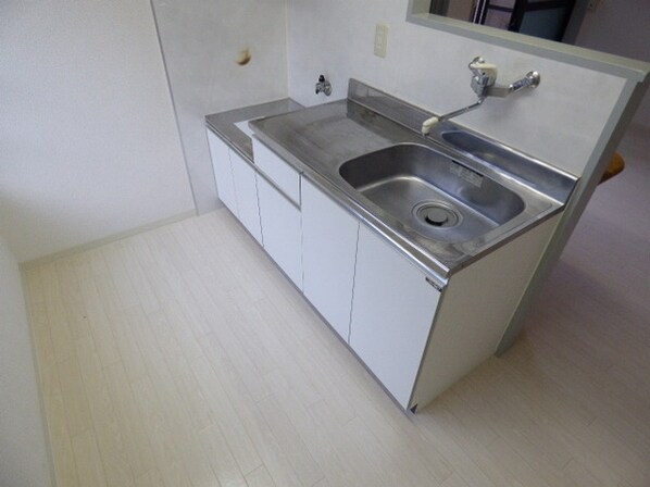 メゾンエトワールの物件内観写真